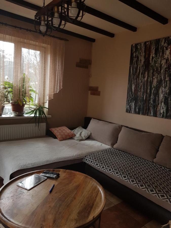 Sunnyhouse Appartement Jūrkalne Buitenkant foto