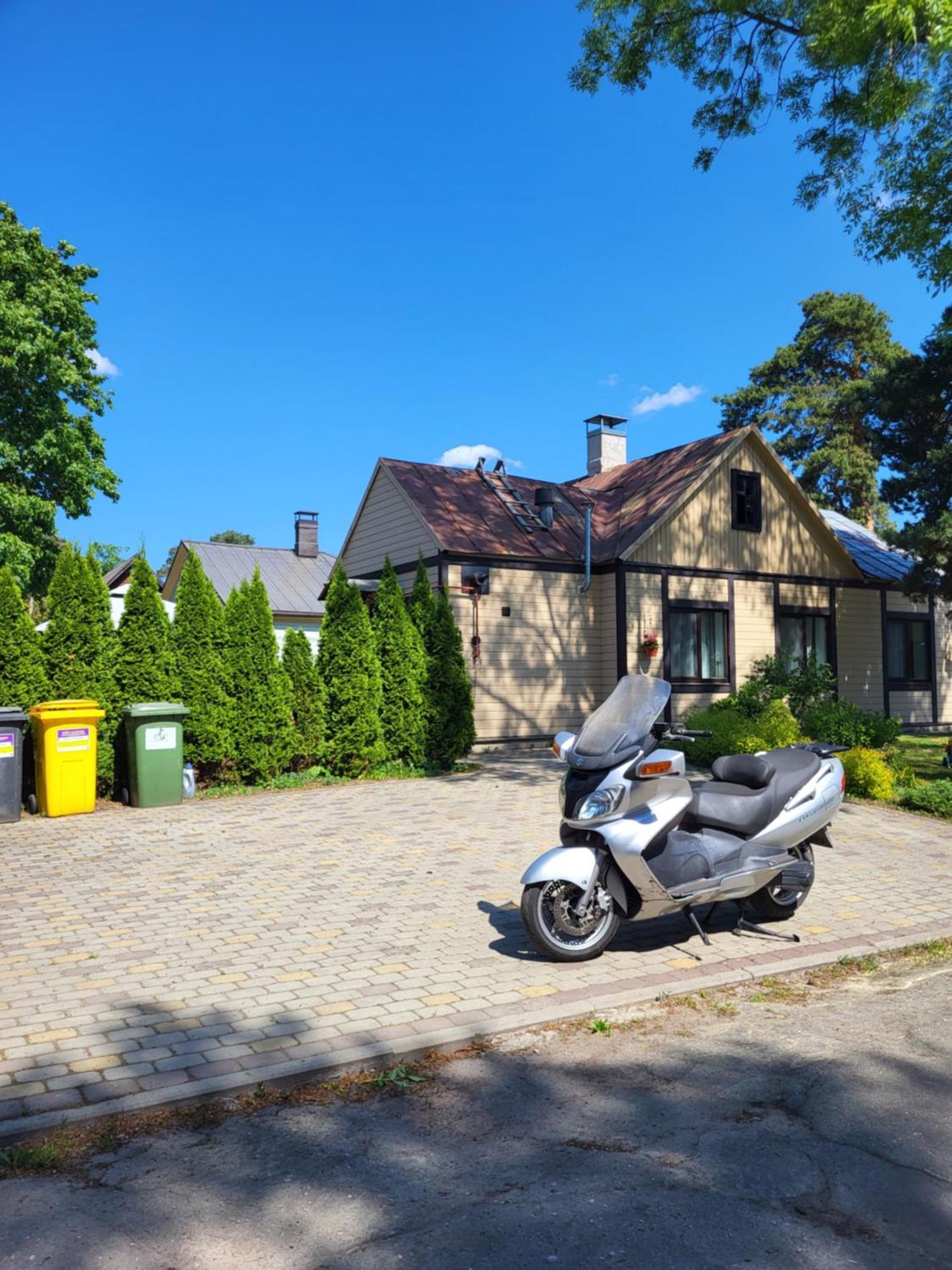 Sunnyhouse Appartement Jūrkalne Buitenkant foto